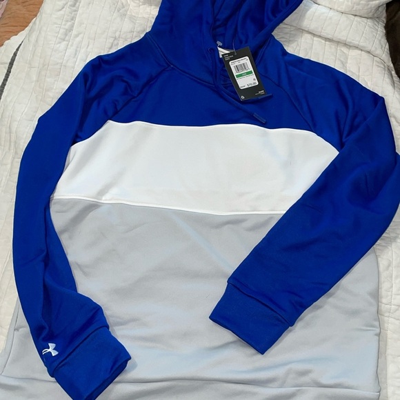 Women’s UnderArmour Qualifier blocked hoodie - Picture 6 of 6